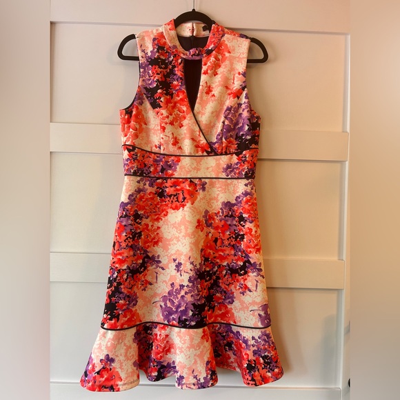 Tahari Ponte knit Floral Sleeveless Dress - Picture 1 of 4